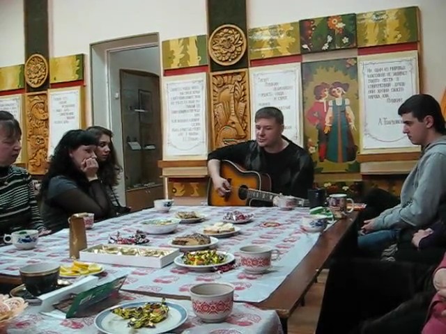 Дима Гура выступает на Безумном чаепитии (18 марта 2012 года)