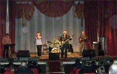 Фотография выступления группы ЧеРДаК в ДК «Металлургов» - ЧеРДаК * 23 января 2010 года
