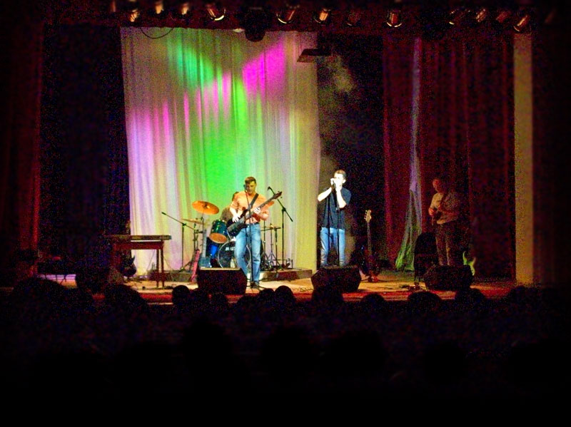 Группа ЧеРДаК выступает на Рок концерте „Знать чтобы жить“ (3 ноября 2012 года)