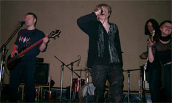 Тульская рок-группа ЧеРДаК * Клуб ИНДИЯ * 15 Апреля 2005 года * Дмитрий Гура * Антон Маньяк * Рома Рамсес
