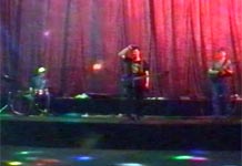 Выступление группы ЧеРДаК на концерте в клубе ИНДИЯ 13 августа 2004 года.
