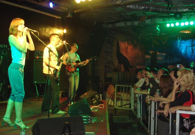 Фотография юбилейного(пятилетие) концерта группы ЧеРДаК в VG-club (клуб "Виноград") * 10 июля 2009 года