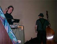 Роман Алмазов (он же dj Нефиг, он же Алмазов) и Billy Новик (Billy,s band) * 23 Апреля 2005 года